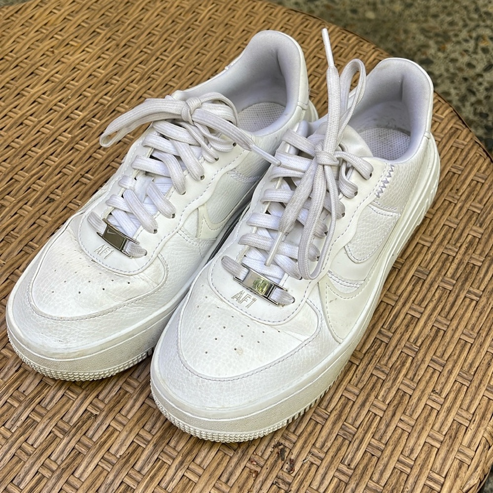 NIKE AF1